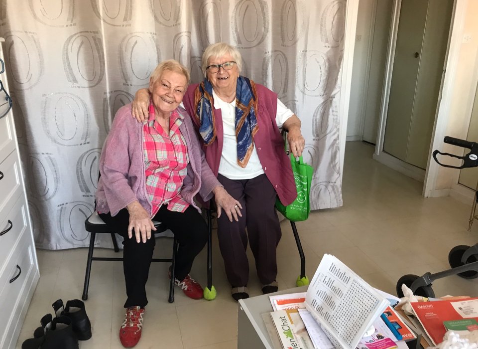 Des personnes visitées par l'équipe de Miribel "sourires partagés" Des personnes visitées par l'équipe de Miribel dans le cadre de l'activité visite à domicile de Miribel