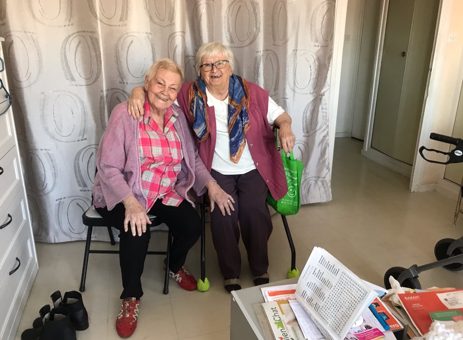 Des personnes visitées par l'équipe de Miribel dans le cadre de l'activité visite à domicile de Miribel